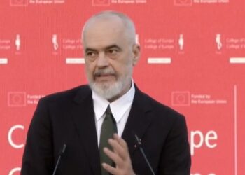 “Jeni politikanja europiane më e sigurt që ekziston”, Rama batuta me Von der Leyen: Je mikja jone, për ty mund të vrasim…