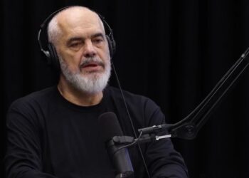 Edi Rama: Dy janë protestat që ka pasur Shqipëria sa kohë kam qenë kryeministër, këto të tjerat janë….