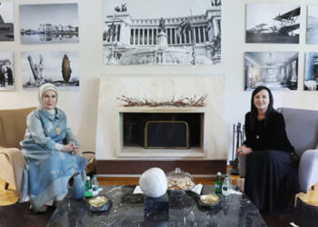 Zonja e Parë e Turqisë takim me Linda Ramën, Emine Erdogan: Diskutuam për çështje që do të forcojnë më tej lidhjet historike