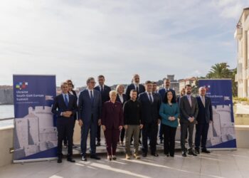 FOTOT/ Kroaci, Samiti “Ukraina-Evropa Juglindore” Rama takon Zelenskin dhe krerë të shteteve pjesëmarrëse