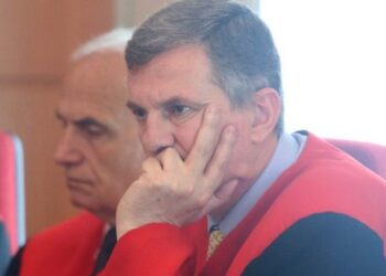 Ish-gjykatësi i Kushtetueses, Fatos Lulo, dënohet me 80 orë punë në komunitet