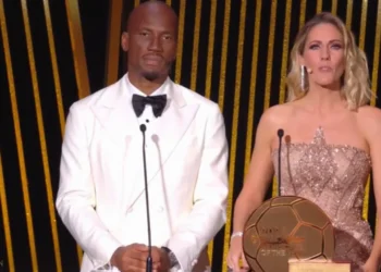 VIDEO/Bojkotoi ceremoninë e “Topit të Artë”, Real Madrid fiton çmimin “Klubi më i Mirë i Meshkujve”