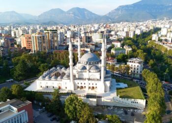 Hapet të enjten xhamia e Namazgjasë, komuniteti mysliman: U bë realitet falë insistimit të Erdogan dhe vullnetit të Ramës