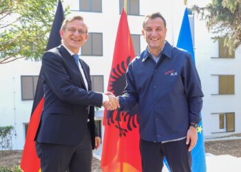 Përurimi i 5 godinave në Qytetin Studenti, drejtuesi gjerman i Bankës KfW, Stephan Opitz: “Konviktet e reja në Tiranë, me kushte më të larta se ato në Berlin”