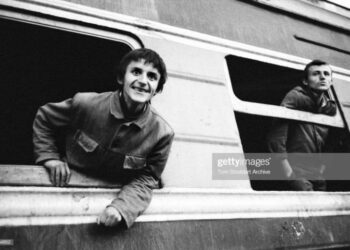 Treni komunist dhe ambulanca socialiste – Finalja e një mentaliteti të mbetur në vagonë të rrënuar