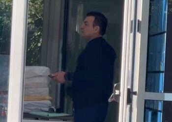 Edhe ballistët në SPAK! Ish-deputeti Artur Roshi paraqitet në Prokurorinë e Posaçme