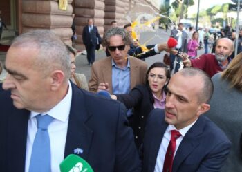 “Reflektoni!”/ Komentuesit “kryqëzojnë” Berishën për Belerin: A mbrohet një anti-shqiptar?
