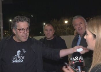 VIDEO/Nxehet Paloka: Dilni nga kafet të mundim Ramën