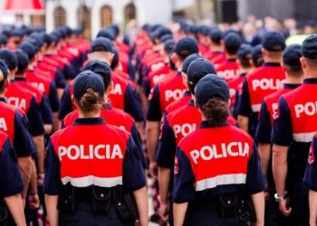 Vetëm 1 polic i përjashtuar, u konfirmuan në detyrë 32 drejtues në vetëm 10 muaj Vetting