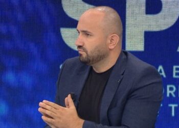 “Berisha e futi në lojë me CEZ-DIA”, gazetari jep detaje: Ka një dëshmitar kyç që implikon Metën! I kërkoi 200 mijë euro para zgjedhjeve