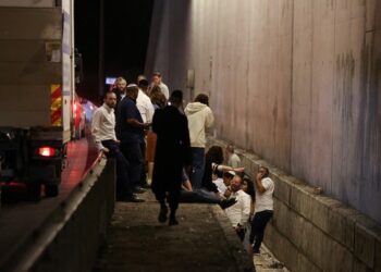 Lëshohen rreth 200 raketa, mbaron sulmi i Iranit mbi Izrael, IDF paralajmëron: Do të ketë pasoja!