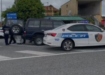 Zbardhen detaje nga plagosja në Vorë: I plagosuri goditi dy vëllezërit. Sherri nisi …