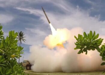 Macron bisedë të tensionuar me Netanyahun: Izraeli finalizon planin për sulmin kundër Iranit