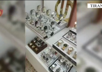 1,5 milionë euro dëm ekonomik! Shkatërrohet rrjeti i shitjeve online, 4 të arrestuar