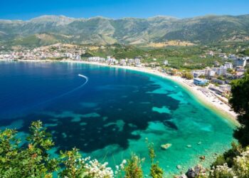 “Independent”: Kala Festival na çoi në “Maldivet e Evropës”, destinacioni i preferuar i turistëve