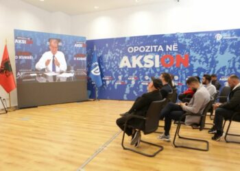 Berisha lë pa përgjigje gazetarët dhe reagon pas 1 ore: Më hoqi internetin diktatura!