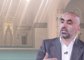 “Imami mund të jetë edhe kinez”. Teologu: Edhe në pushtimin osman, ligjërimi në xhami ka qenë në gjuhën shqipe