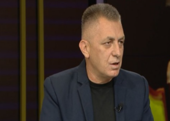 Hoxha: Berisha bërtet, por më i frikësuar ndaj SPAK-ut është Rama. Ka bërë më shumë zullume