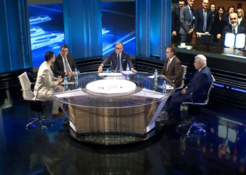 “Në Strasburg do të jemi më shumë se 35 persona”, Nesturi – Baçit: Do shkoni me gjithë gratë?