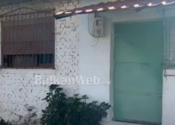 Ndodhej i shtruar prej 5 ditësh, vdes në spital i moshuari që u dhunua me bashkëshorten në Fier