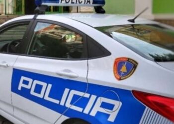 U kërcënua me armë në mes të Shkodrës, 32-vjeçari është djali i politikanit të njohur