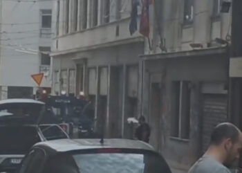 Arrestohet çifti shqiptar në Greqi, u kapën me armë dhe eksplozivë në makinë