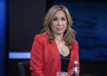 Evi Kokalari nxjerr bllof Çim Pekën, për “ambasadoren” amerikane: Ja si mashtron “Strategu i Hasit” demokratët