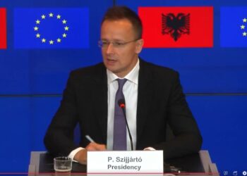 “Na duhet freskia e Ballkanit Perëndimor në BE”, ministri hungarez Szijjártó: Të përshpejtojmë procesin e zgjerimit! Shqipëria, arritje të prekshme