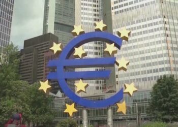 Ulen sërish interesat në Eurozonë, “kriza e çmimeve” lihet pas krahëve, Euro humbet pikë ndaj dollarit