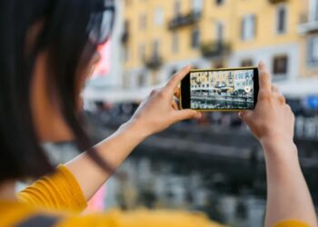 Mos u lodhi më me fjalë kyçe, mjafton vetëm një video! Google prezanton mënyrën e re të kërkimit