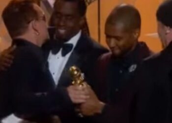 VIDEO/ Momenti kur këngëtari i famshëm shmang puthjen e Diddy-t bëhet viral në rrjet