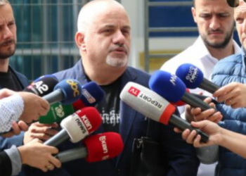“21 Janari”/ Artan Hoxha dorëzon në SPAK audio-përgjimin mes anëtarëve të Gardës: Urdhri u dha me gjakftohtësi! Do të bëhej masakër nëse…