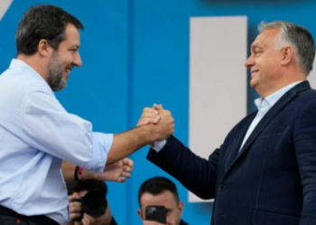 Rrezikon 6 vite burg pasi refuzoi ankorimin e një anije me emigrantë, liderët e së djathtës ekstreme mbështesin Salvinin