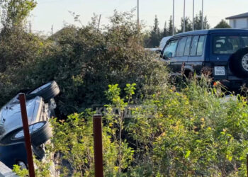 VIDEO/Aksident i rëndë në Lezhë, makina përfundon në kanal. Dy persona të plagosur