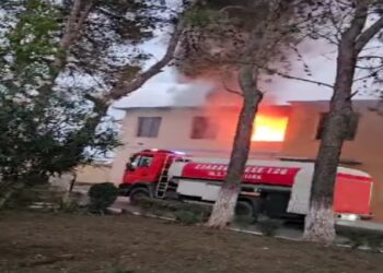 Zjarri në Komisariatin e Shijakut, Policia: Në zyrë nuk ka asnjë dokument të rëndësishëm!