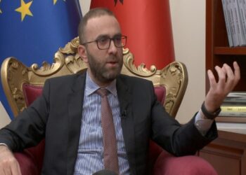 “Rama nuk e ka idenë se çfarë do të ndodhë”/ Bllokime rrugësh apo… Çfarë paralajmëron Bardhi për protestën e 7 tetorit