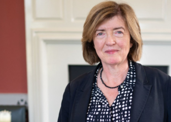 Paguhej më shumë se kryeministri,  jep dorëheqjen shefja e kabinetit qeveritar të Keir Starmer