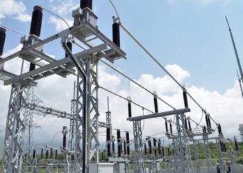 Ndryshimi i tarifave të transmetimit të energjisë/ Furnizuesit kundër: Do sjellë rritje të çmimit, edhe për konsumatorët