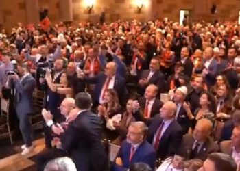 Pritet me daulle dhe brohoritje! Rama takim me shqiptarët e New York: Kërkoj votën tuaj për ta bërë Shqipërinë anëtare të BE!