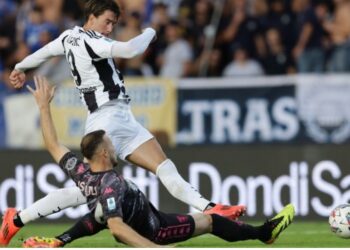 Ismajli, “maratonomaku” i Italisë/ Mbrojtësi “kuqezi” nuk ka humbur asnjë minutë në Serie A
