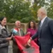 VIDEO / Shqiptarët e Luksemburgut presin Ramën me flamuj jashtë godinës së BE, Kryeministri: Krenar…