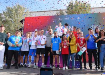“Fun Run” mbledh 2000 nxënës, Veliaj ndan çmimet e para: Mirëpresim nesër 4000 vrapues nga e gjithë bota
