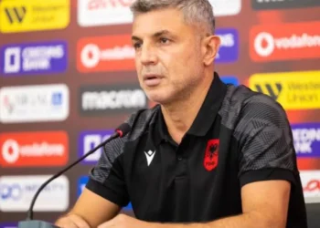 Tragjike! Humbin jetën në aksident prindërit e trajnerit të Kombëtares U21, Alban Bushi