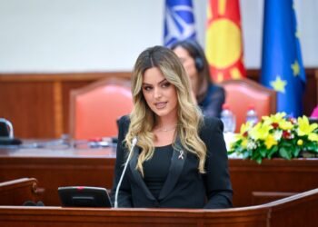 Tetori rozë