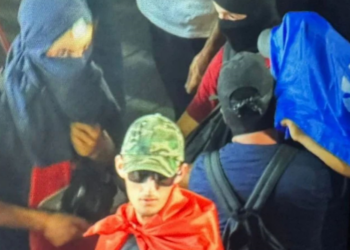 Radikalizimi i minorenëve prej politikanëve të papërgjegjshëm