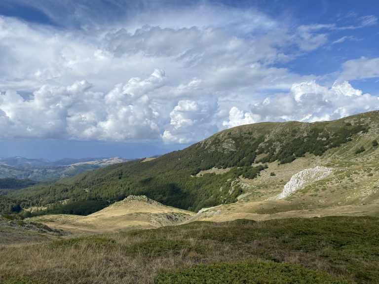 Kushte atmosferike relativisht të paqëndrueshme, si do të jetë moti sot