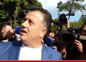 “Më vunë pistoletën në gjoks”, Noka sherr me gardistin: Unë kam tërhequr zvarrë Enver Hoxhën!