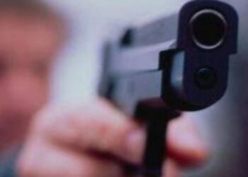 Plagosja në Vorë, policia deklaratë zyrtare: Konflikt mes disa shtetasve në një servis, Xhuliano Shkurti u godit me armë…