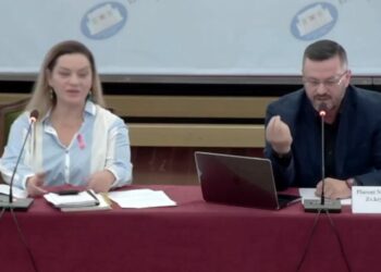 “Sterilizimi”/ Vokshi dhe Ndreca bëjnë paqe, shtyhet me dy javë mandati i komisionit