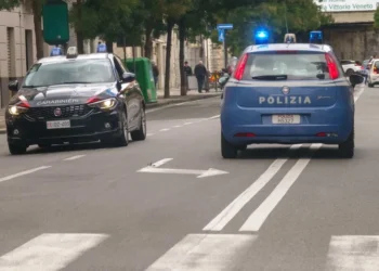 E gjetën të dehur dhe e shoqëruan në shtëpi, shqiptarit i gjejnë 36 kg kokainë dhe 70 mijë euro